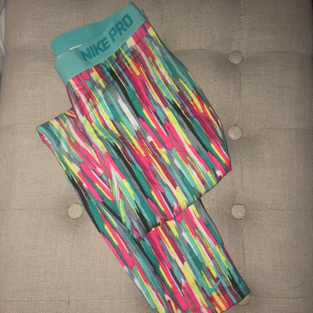 Nike Pro Colorful leggings